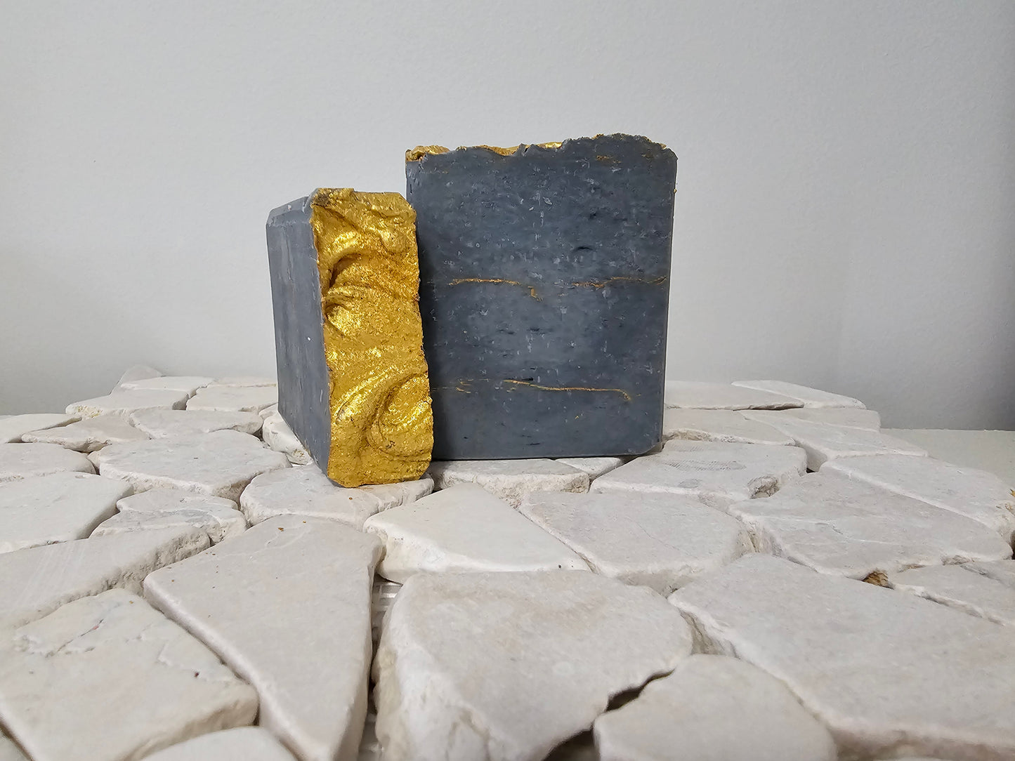 Luxe Soap Black & Gold
