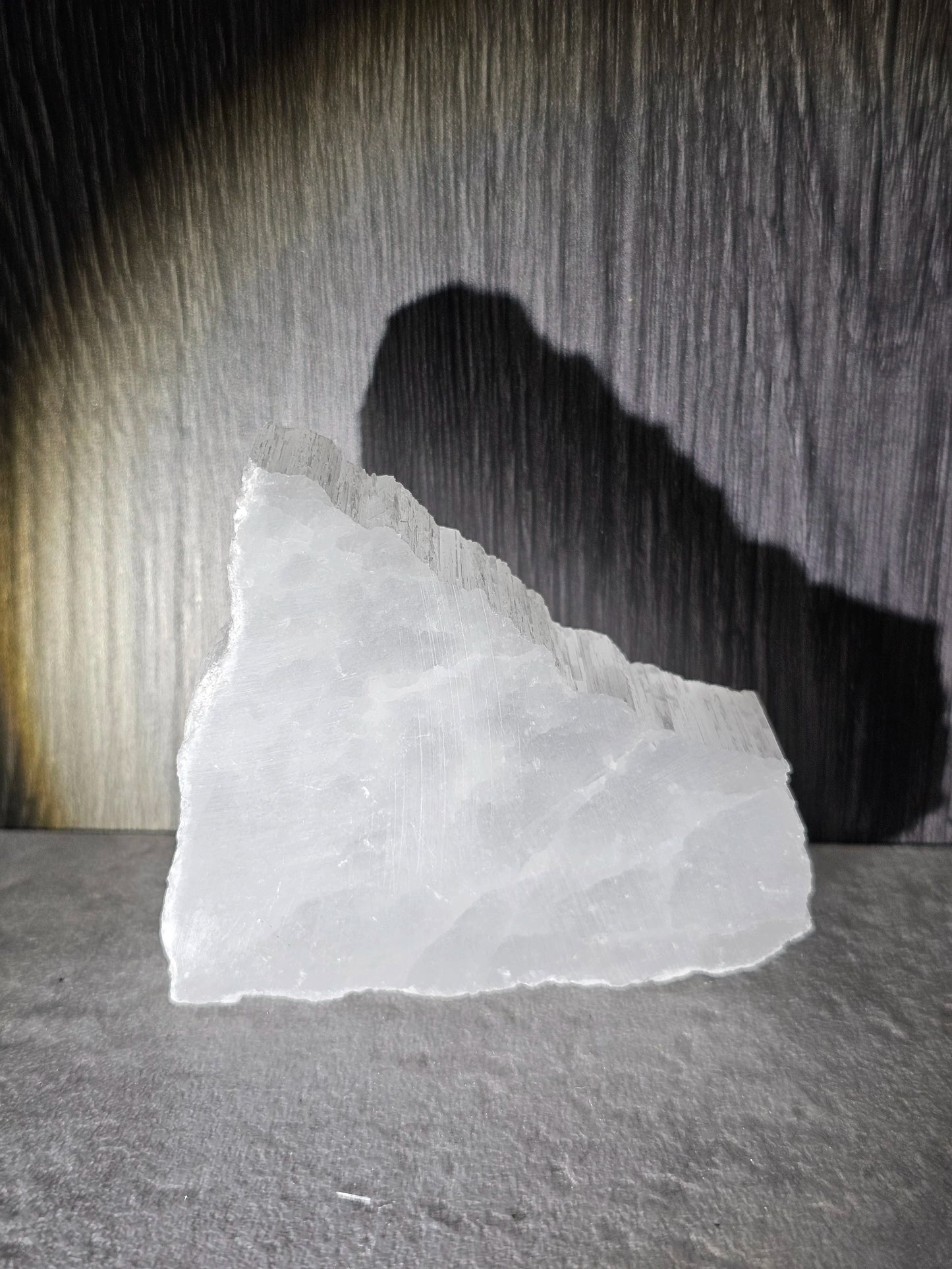 Selenite Charging Plate