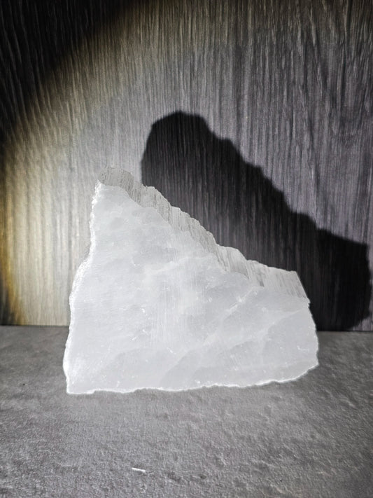 Selenite Charging Plate